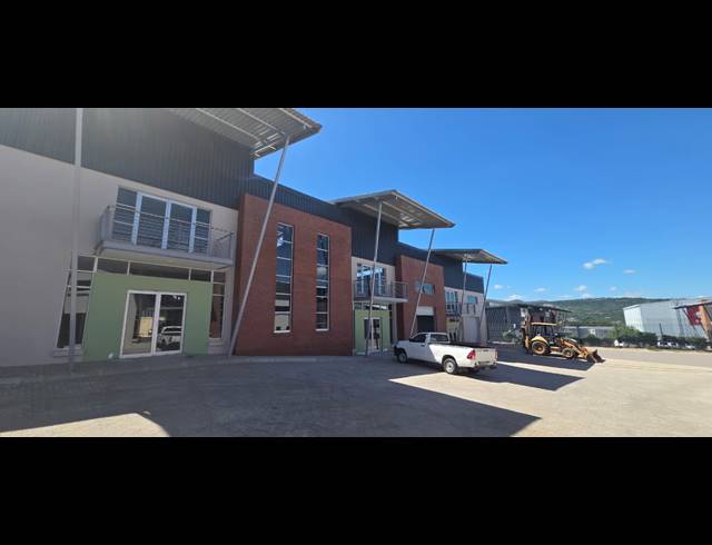 227M² WAREHOUSE TO LET IN RIVERSIDE PARK